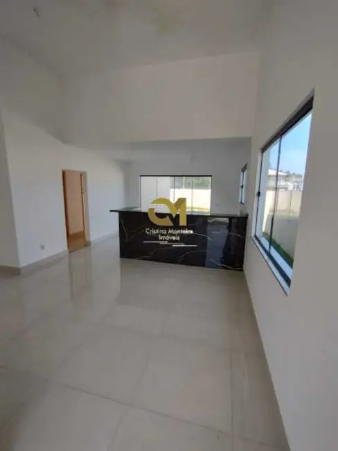 Foto 3 de Casa de Condomínio com 3 quartos à venda em Marica - RJ