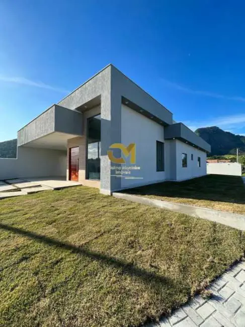 Foto 3 de Casa de Condomínio com 3 quartos à venda em Marica - RJ