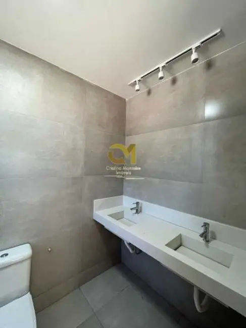 Foto 4 de Casa de Condomínio com 3 quartos à venda em Marica - RJ