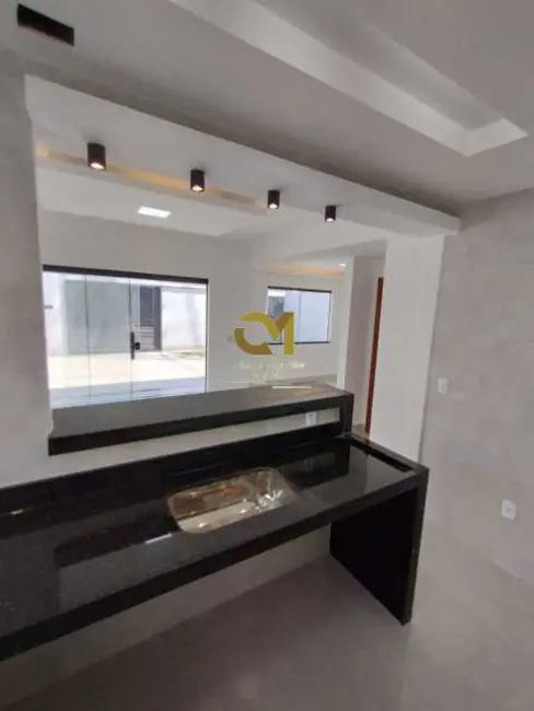 Foto 6 de Casa com 3 quartos à venda, 138m2 em Marica - RJ