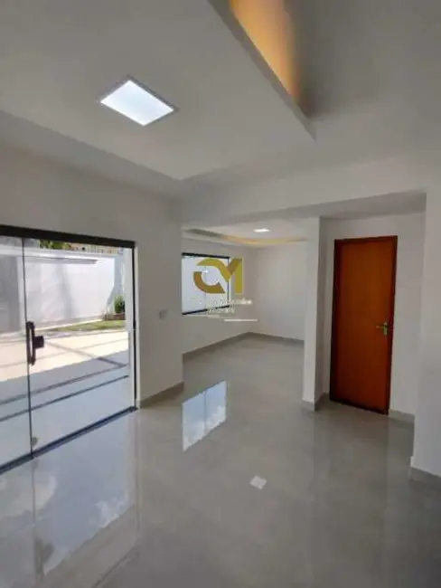 Foto 4 de Casa com 3 quartos à venda, 138m2 em Marica - RJ