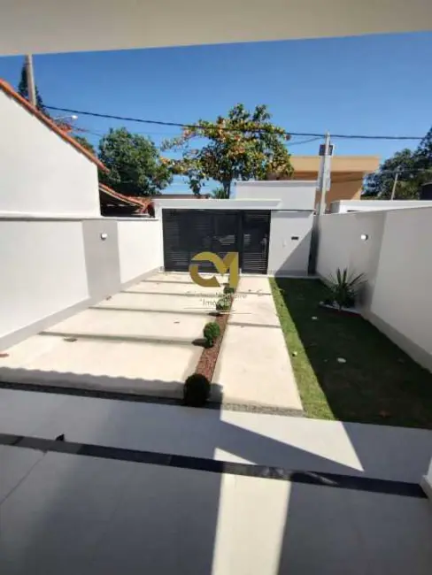 Foto 2 de Casa com 3 quartos à venda, 96m2 em Marica - RJ