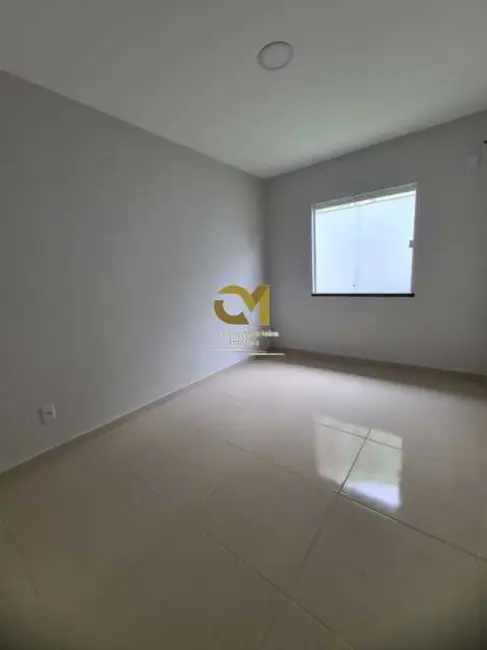 Foto 8 de Casa com 2 quartos à venda em Marica - RJ