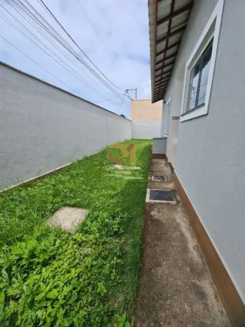 Foto 3 de Casa com 2 quartos à venda em Marica - RJ