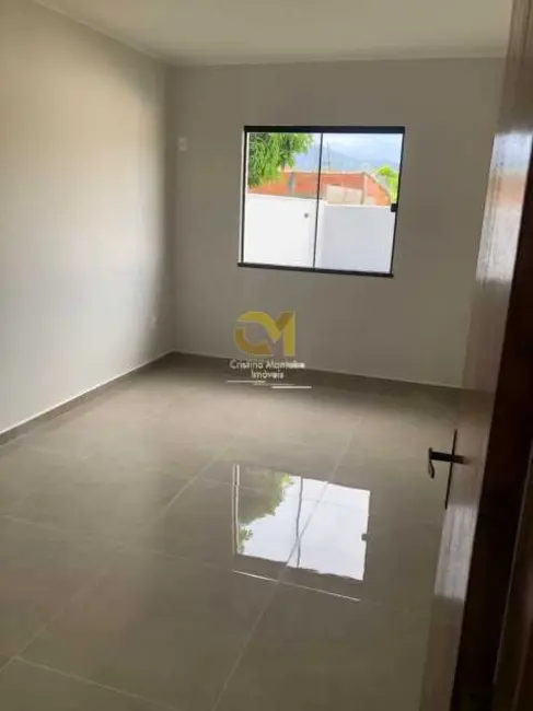Casa com 2 quartos à venda em Marica - RJ - imagem 8 Foto 8 de Casa com 2 quartos à venda em Marica - RJ