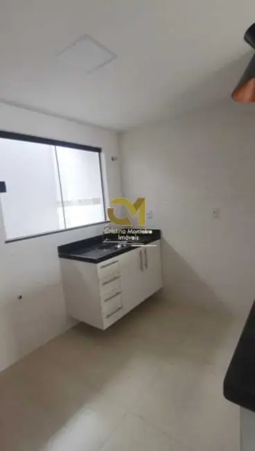 Foto 3 de Casa com 2 quartos à venda em Marica - RJ