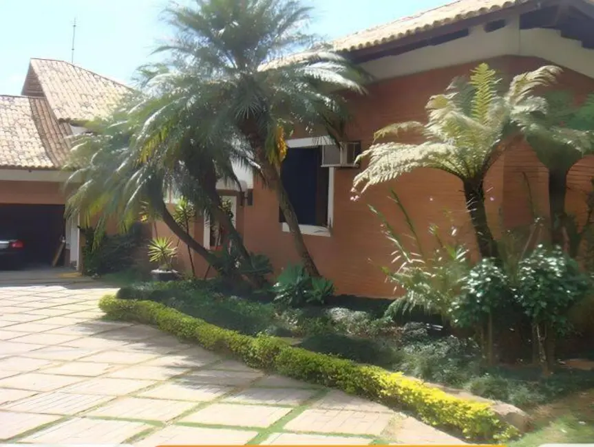 Foto 8 de Casa com 5 quartos à venda, 2400m2 em Residencial Tamboré, Barueri - SP