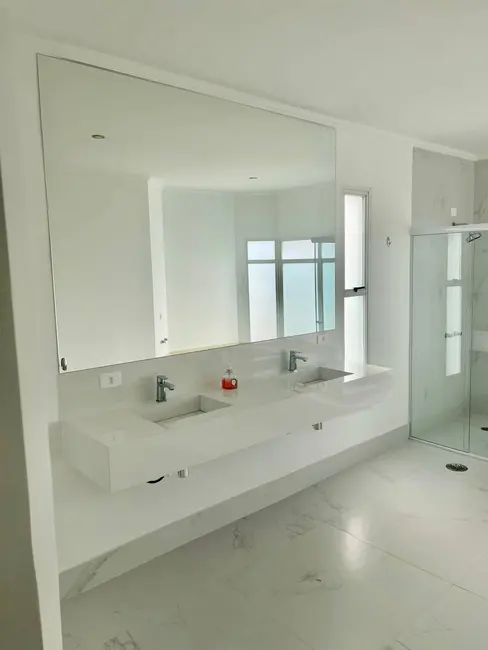 Casa com 4 quartos para alugar, 650m2 em Alphaville, Santana De Parnaiba - SP - imagem 5 Foto 5 de Casa com 4 quartos para alugar, 650m2 em Alphaville, Santana De Parnaiba - SP