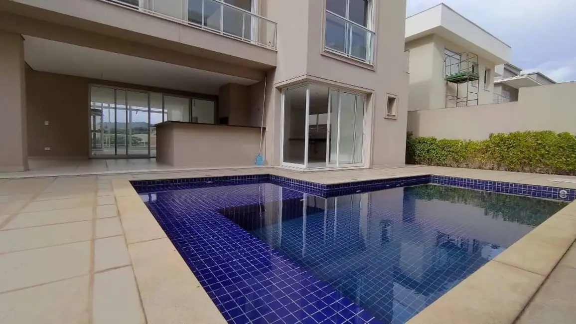 Casa com 4 quartos à venda, 470m2 em Alphaville, Santana De Parnaiba - SP - imagem 2 Foto 2 de Casa com 4 quartos à venda, 470m2 em Alphaville, Santana De Parnaiba - SP