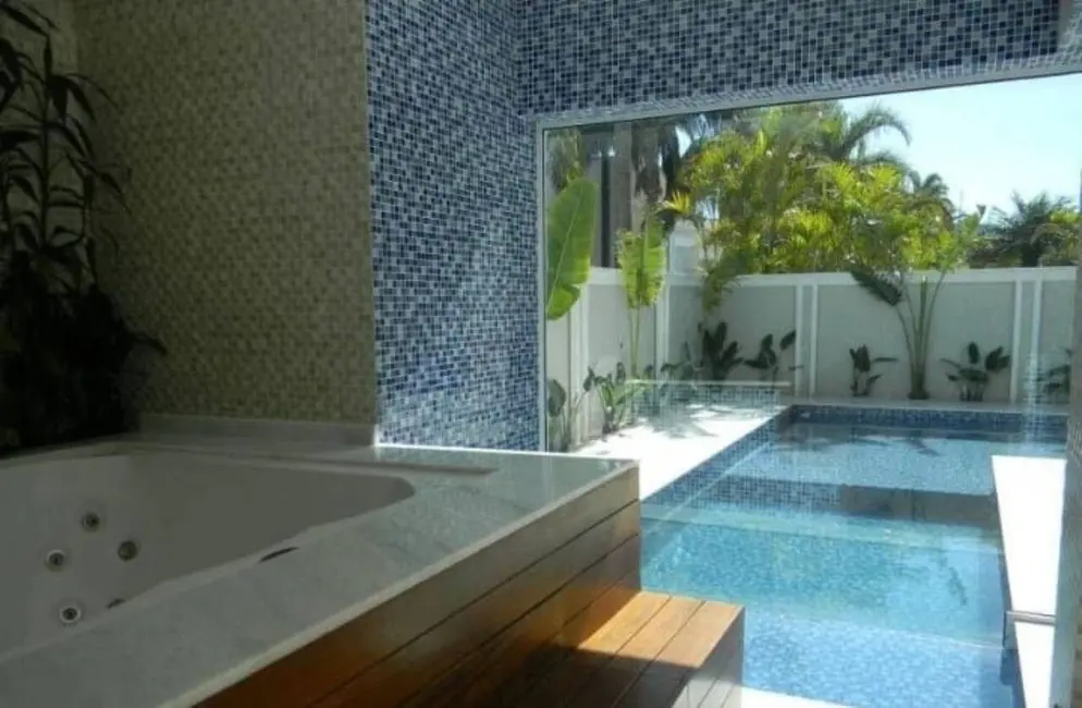 Casa com 4 quartos à venda e para alugar, 510m2 em Alphaville, Santana De Parnaiba - SP - imagem 8 Foto 8 de Casa com 4 quartos à venda e para alugar, 510m2 em Alphaville, Santana De Parnaiba - SP