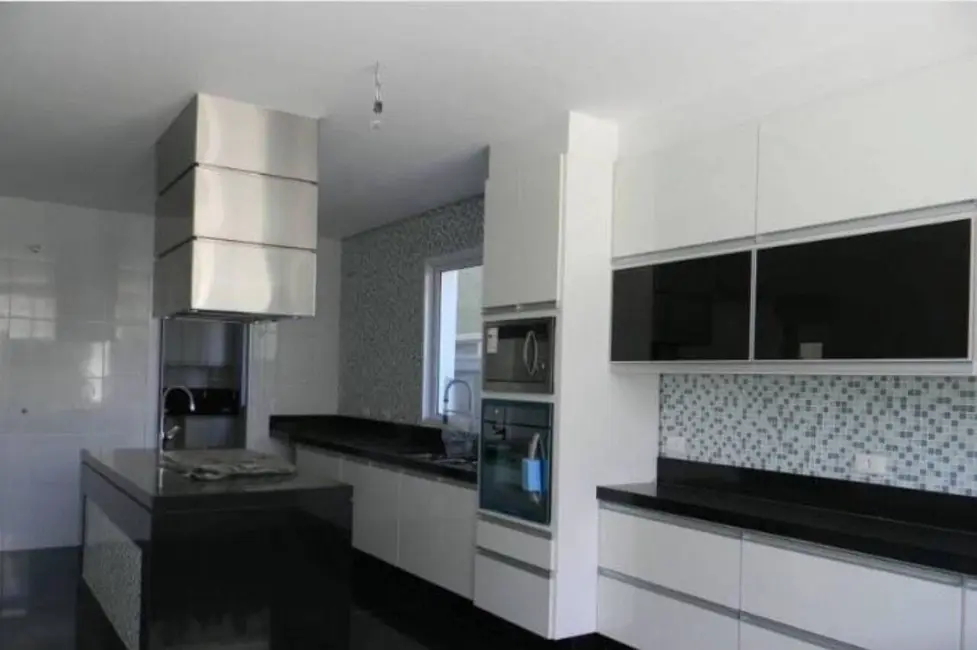Casa com 4 quartos à venda e para alugar, 510m2 em Alphaville, Santana De Parnaiba - SP - imagem 9 Foto 9 de Casa com 4 quartos à venda e para alugar, 510m2 em Alphaville, Santana De Parnaiba - SP