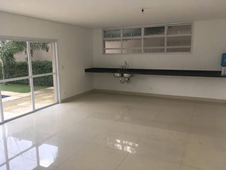 Casa com 4 quartos à venda e para alugar, 488m2 em Alphaville, Santana De Parnaiba - SP - imagem 8 Foto 8 de Casa com 4 quartos à venda e para alugar, 488m2 em Alphaville, Santana De Parnaiba - SP