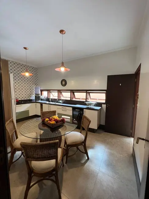 Casa com 4 quartos à venda, 336m2 em Alphaville, Santana De Parnaiba - SP - imagem 2 Foto 2 de Casa com 4 quartos à venda, 336m2 em Alphaville, Santana De Parnaiba - SP