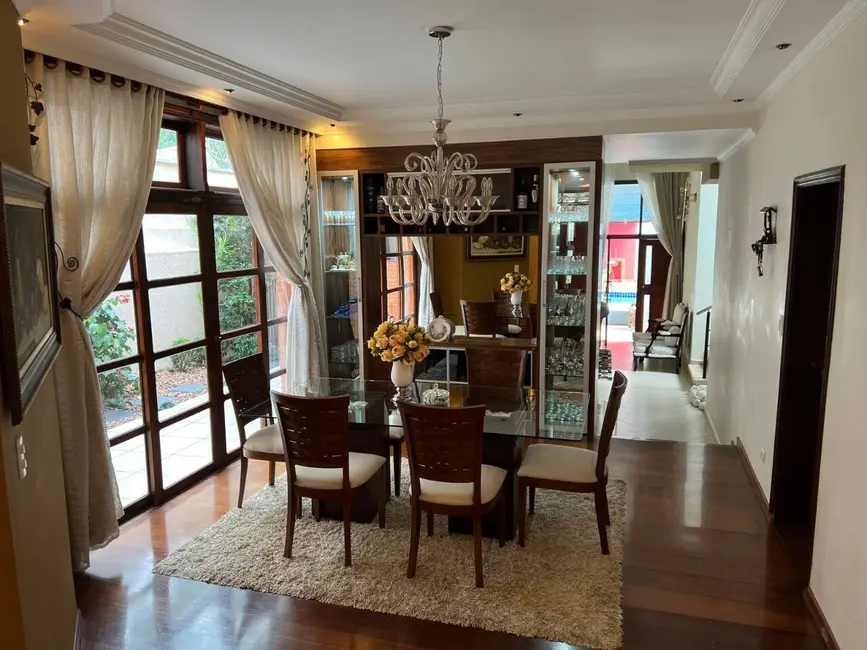 Casa com 4 quartos à venda, 336m2 em Alphaville, Santana De Parnaiba - SP - imagem 7 Foto 7 de Casa com 4 quartos à venda, 336m2 em Alphaville, Santana De Parnaiba - SP