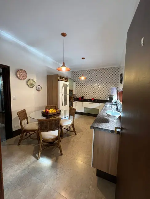 Casa com 4 quartos à venda, 336m2 em Alphaville, Santana De Parnaiba - SP - imagem 4 Foto 4 de Casa com 4 quartos à venda, 336m2 em Alphaville, Santana De Parnaiba - SP