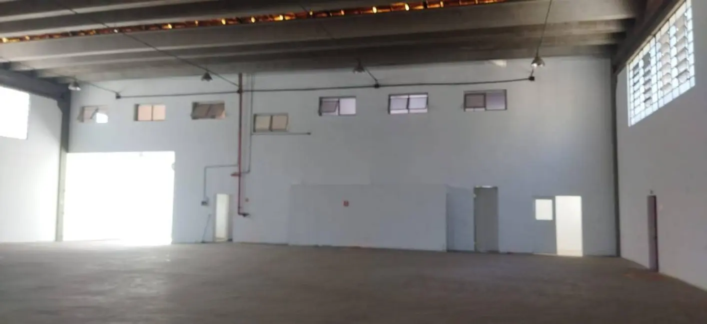 Sala Comercial para alugar, 2517m2 em Alphaville Empresarial, Barueri - SP - imagem 4 Foto 4 de Sala Comercial para alugar, 2517m2 em Alphaville Empresarial, Barueri - SP