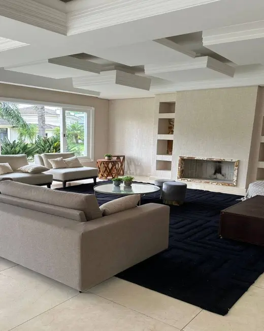 Casa com 5 quartos à venda e para alugar, 1000m2 em Tamboré, Santana De Parnaiba - SP - imagem 5 Foto 5 de Casa com 5 quartos à venda e para alugar, 1000m2 em Tamboré, Santana De Parnaiba - SP