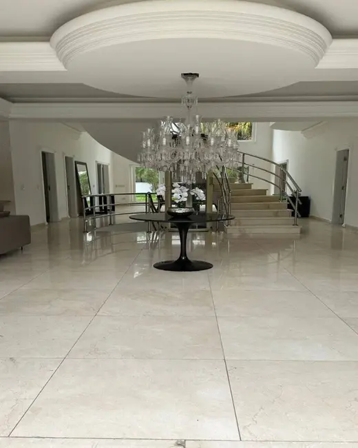 Casa com 5 quartos à venda e para alugar, 1000m2 em Tamboré, Santana De Parnaiba - SP - imagem 4 Foto 4 de Casa com 5 quartos à venda e para alugar, 1000m2 em Tamboré, Santana De Parnaiba - SP