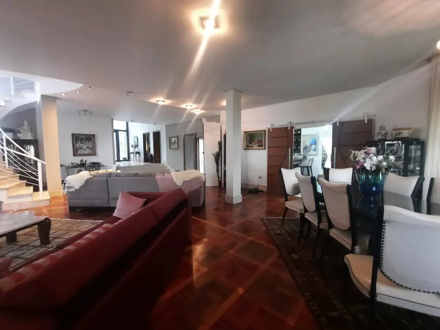 Foto 3 de Casa com 4 quartos à venda e para alugar, 1400m2 em Residencial Tamboré, Barueri - SP