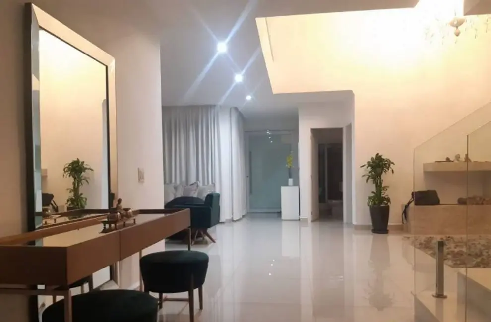 Casa com 5 quartos à venda, 340m2 em Alphaville, Santana De Parnaiba - SP - imagem 9 Foto 9 de Casa com 5 quartos à venda, 340m2 em Alphaville, Santana De Parnaiba - SP