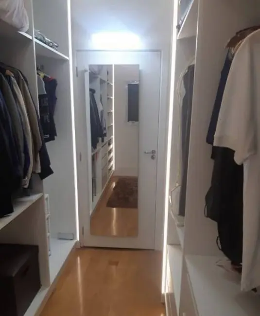 Casa com 5 quartos à venda, 340m2 em Alphaville, Santana De Parnaiba - SP - imagem 5 Foto 5 de Casa com 5 quartos à venda, 340m2 em Alphaville, Santana De Parnaiba - SP