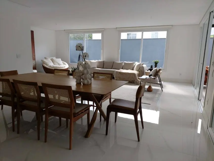 Casa com 4 quartos à venda, 520m2 em Tamboré, Santana De Parnaiba - SP - imagem 6 Foto 6 de Casa com 4 quartos à venda, 520m2 em Tamboré, Santana De Parnaiba - SP