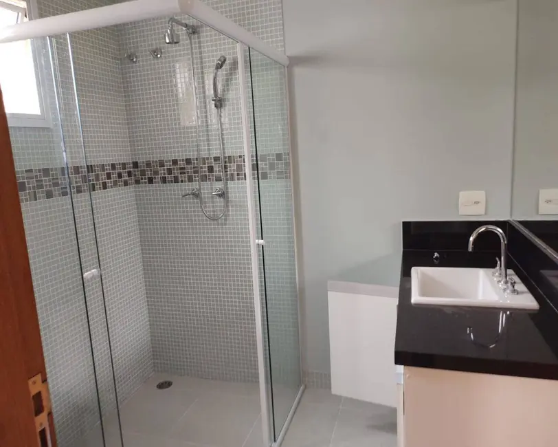 Casa com 4 quartos à venda e para alugar, 420m2 em Tamboré, Santana De Parnaiba - SP - imagem 9 Foto 9 de Casa com 4 quartos à venda e para alugar, 420m2 em Tamboré, Santana De Parnaiba - SP