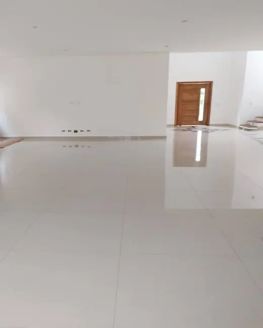 Casa com 4 quartos à venda e para alugar, 420m2 em Tamboré, Santana De Parnaiba - SP - imagem 7 Foto 7 de Casa com 4 quartos à venda e para alugar, 420m2 em Tamboré, Santana De Parnaiba - SP