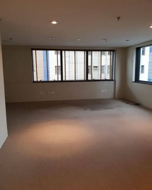 Foto 7 de Sala Comercial à venda e para alugar, 224m2 em Barueri - SP
