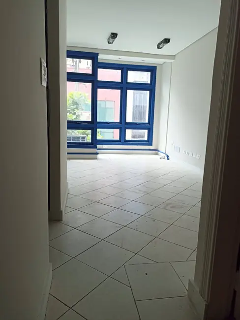 Foto 13 de Sala Comercial para alugar em Condomínio Centro Comercial Alphaville, Barueri - SP