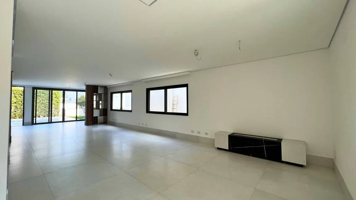 Casa com 4 quartos à venda, 323m2 em Alphaville, Santana De Parnaiba - SP - imagem 9 Foto 9 de Casa com 4 quartos à venda, 323m2 em Alphaville, Santana De Parnaiba - SP