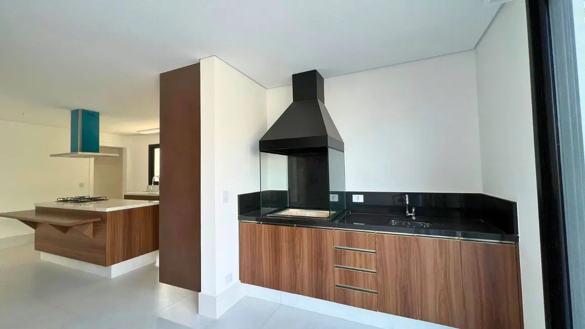 Casa com 4 quartos à venda, 323m2 em Alphaville, Santana De Parnaiba - SP - imagem 8 Foto 8 de Casa com 4 quartos à venda, 323m2 em Alphaville, Santana De Parnaiba - SP