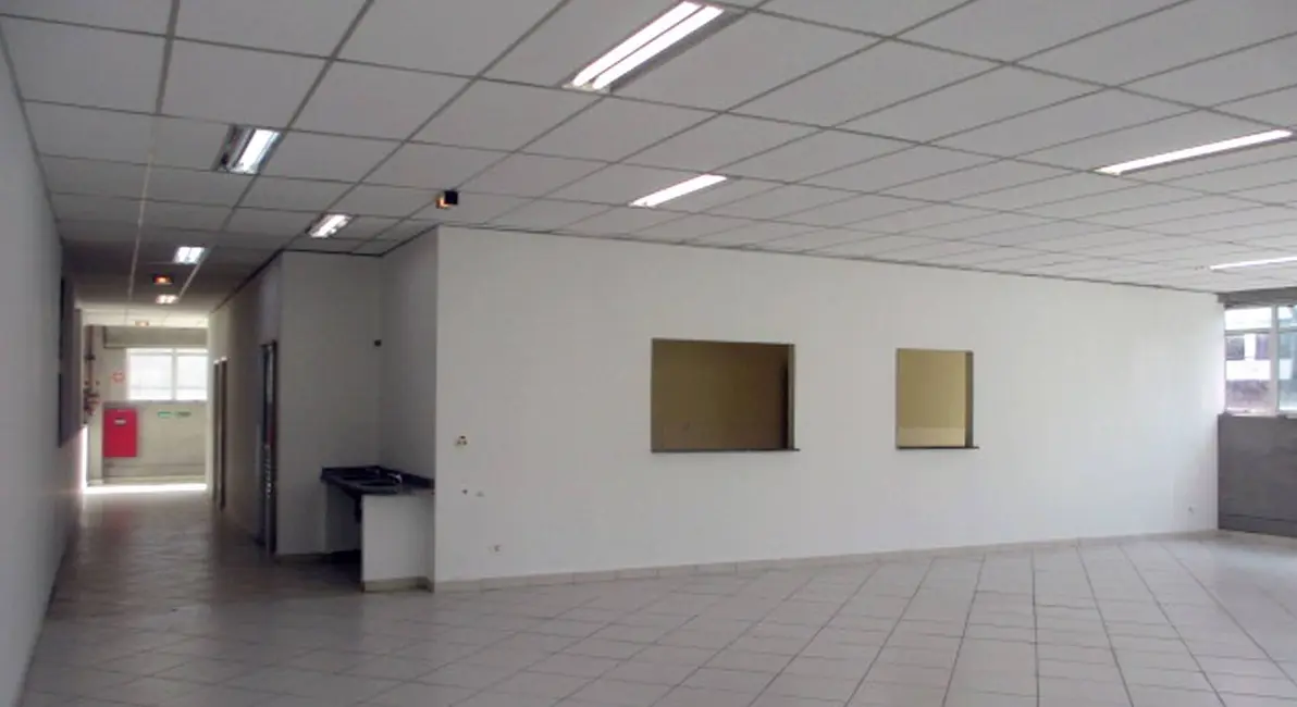 Armazém / Galpão para alugar, 3096m2 em Tamboré, Barueri - SP - imagem 3 Foto 3 de Armazém / Galpão para alugar, 3096m2 em Tamboré, Barueri - SP