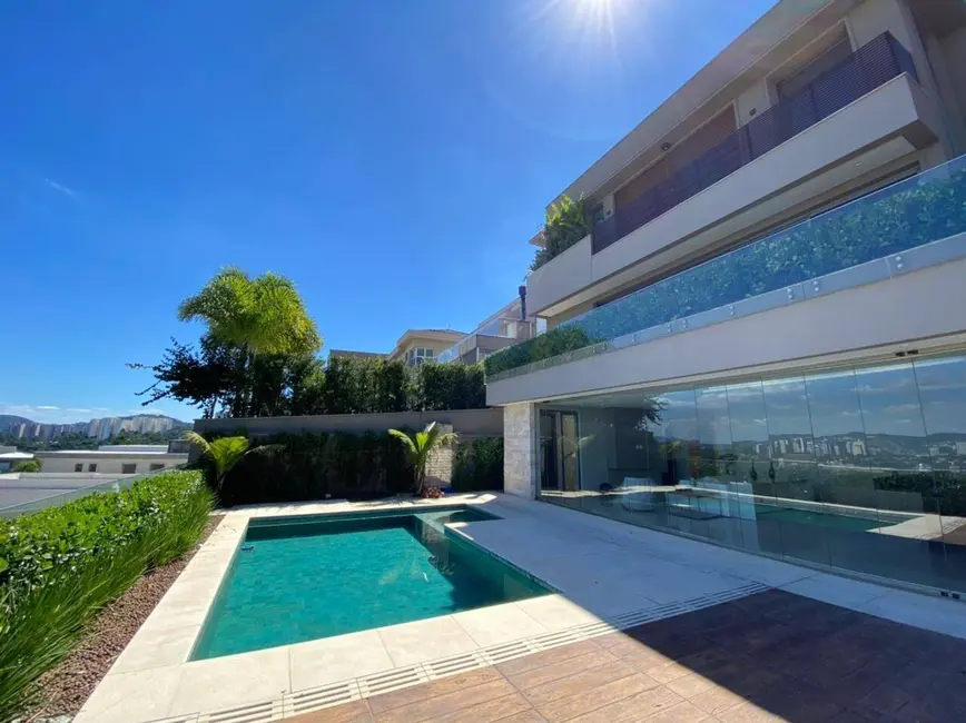 Foto 1 de Casa com 4 quartos à venda, 575m2 em Tamboré, Barueri - SP