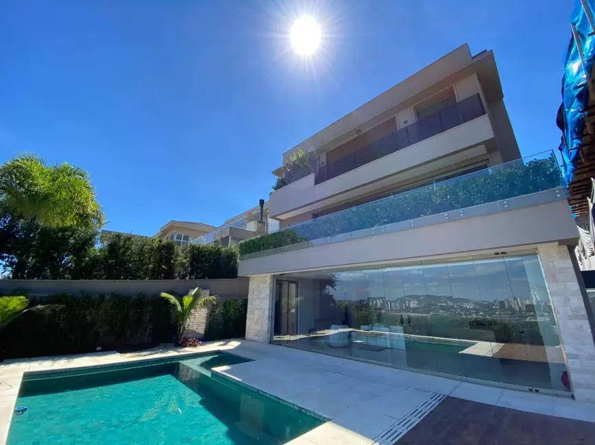 Foto 5 de Casa com 4 quartos à venda, 575m2 em Tamboré, Barueri - SP