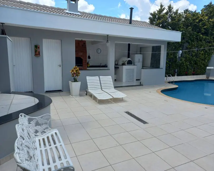 Casa com 3 quartos à venda, 540m2 em Alphaville, Santana De Parnaiba - SP - imagem 4 Foto 4 de Casa com 3 quartos à venda, 540m2 em Alphaville, Santana De Parnaiba - SP
