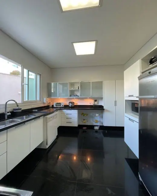 Casa com 3 quartos à venda, 480m2 em Alphaville, Santana De Parnaiba - SP - imagem 5 Foto 5 de Casa com 3 quartos à venda, 480m2 em Alphaville, Santana De Parnaiba - SP