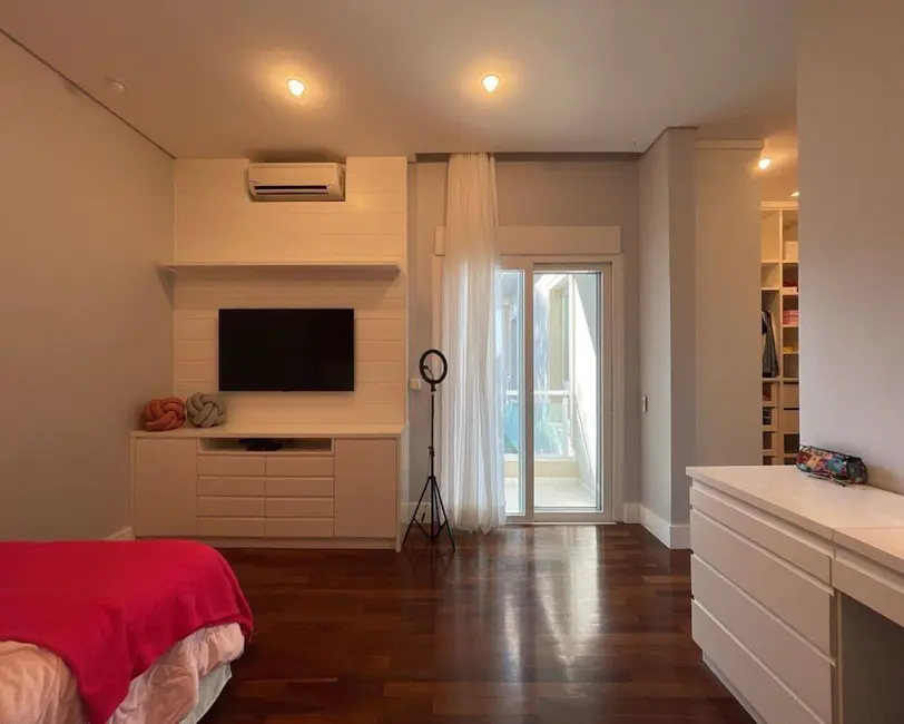 Casa com 3 quartos à venda, 480m2 em Alphaville, Santana De Parnaiba - SP - imagem 7 Foto 7 de Casa com 3 quartos à venda, 480m2 em Alphaville, Santana De Parnaiba - SP