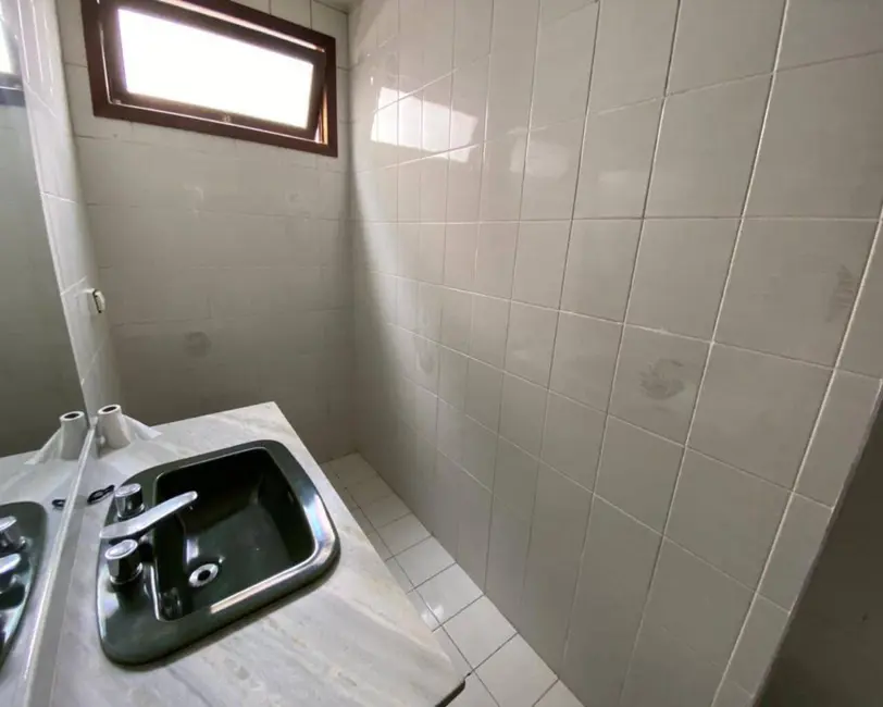 Casa à venda, 324m2 em Alphaville, Santana De Parnaiba - SP - imagem 8 Foto 8 de Casa à venda, 324m2 em Alphaville, Santana De Parnaiba - SP