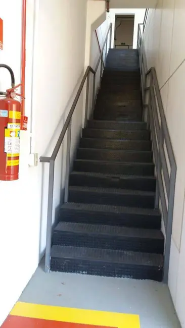 Armazém / Galpão para alugar, 1000m2 em Tamboré, Barueri - SP - imagem 3 Foto 3 de Armazém / Galpão para alugar, 1000m2 em Tamboré, Barueri - SP