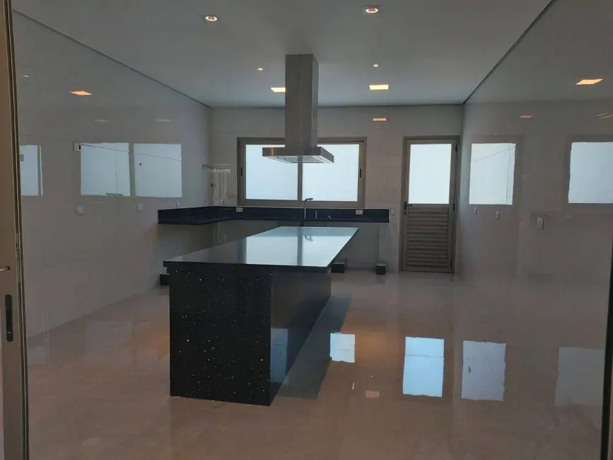 Foto 8 de Casa com 4 quartos à venda, 1520m2 em Residencial Tamboré, Barueri - SP