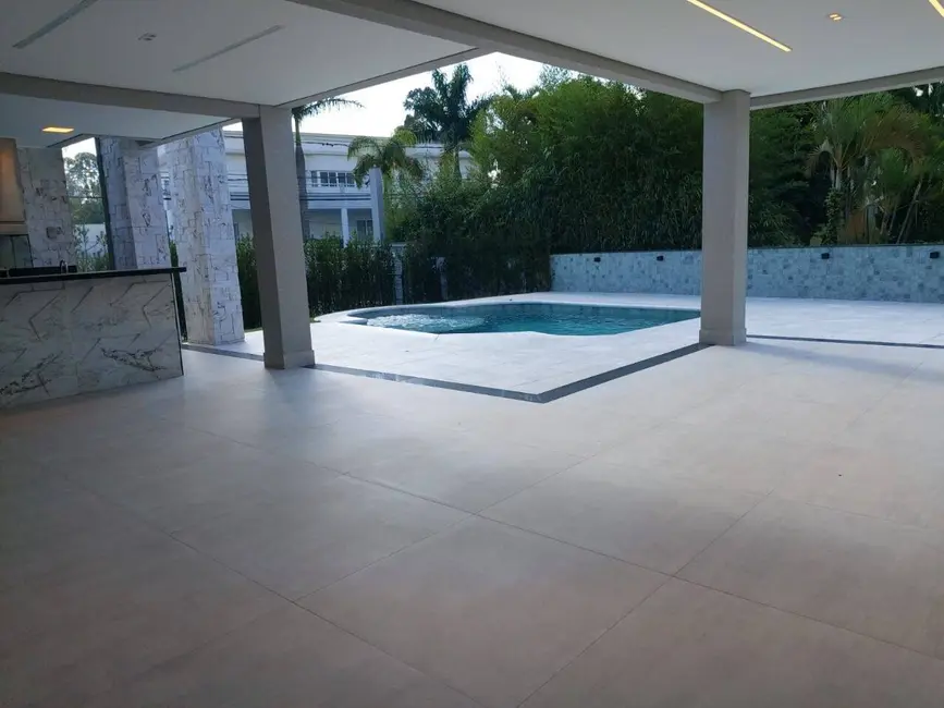 Foto 5 de Casa com 4 quartos à venda, 1520m2 em Residencial Tamboré, Barueri - SP