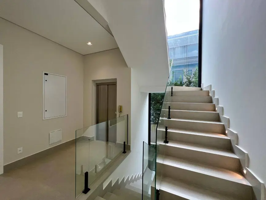 Foto 9 de Casa com 5 quartos à venda, 1200m2 em Tamboré, Santana De Parnaiba - SP