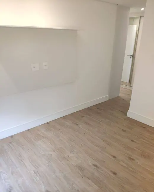 Foto 8 de Apartamento com 3 quartos à venda e para alugar, 110m2 em Alphaville Empresarial, Barueri - SP