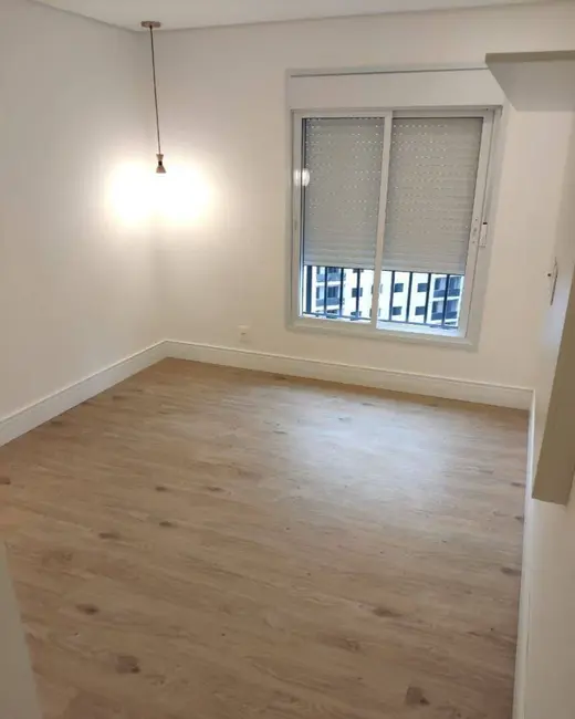Foto 3 de Apartamento com 3 quartos à venda e para alugar, 110m2 em Alphaville Empresarial, Barueri - SP
