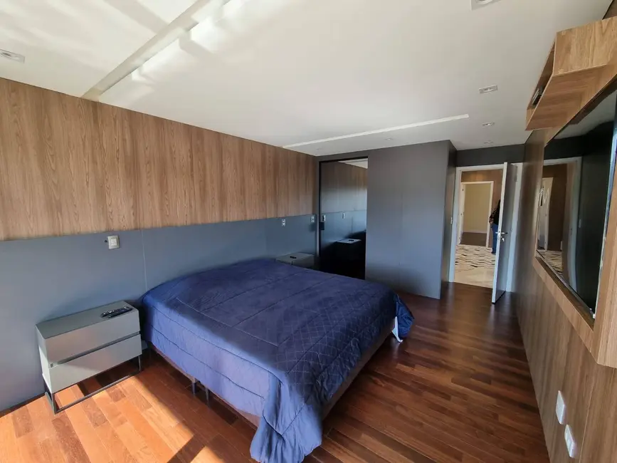 Casa com 4 quartos à venda, 800m2 em Alphaville, Santana De Parnaiba - SP - imagem 6 Foto 6 de Casa com 4 quartos à venda, 800m2 em Alphaville, Santana De Parnaiba - SP