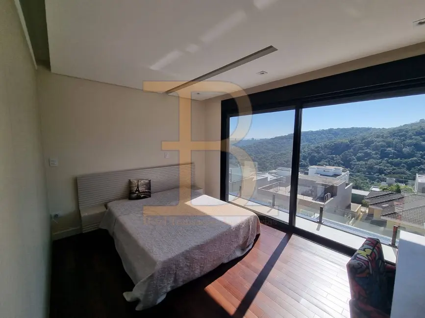 Casa com 4 quartos à venda, 770m2 em Alphaville, Santana De Parnaiba - SP - imagem 4 Foto 4 de Casa com 4 quartos à venda, 770m2 em Alphaville, Santana De Parnaiba - SP