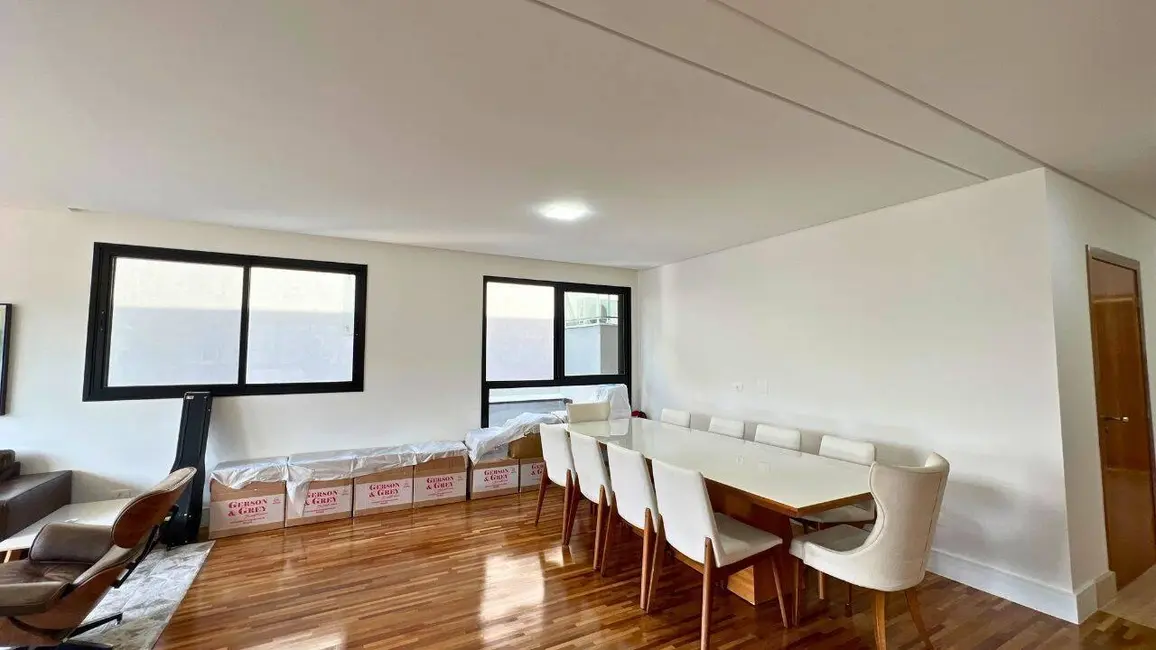 Foto 7 de Casa com 4 quartos para alugar, 439m2 em Tamboré, Santana De Parnaiba - SP