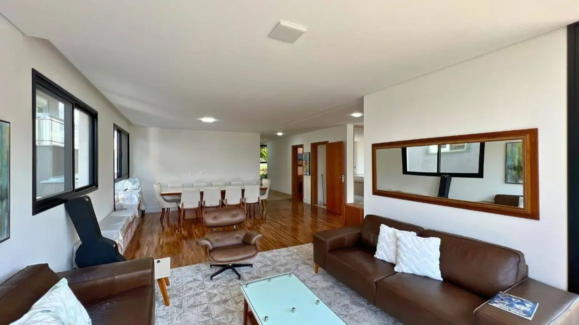 Foto 4 de Casa com 4 quartos para alugar, 439m2 em Tamboré, Santana De Parnaiba - SP