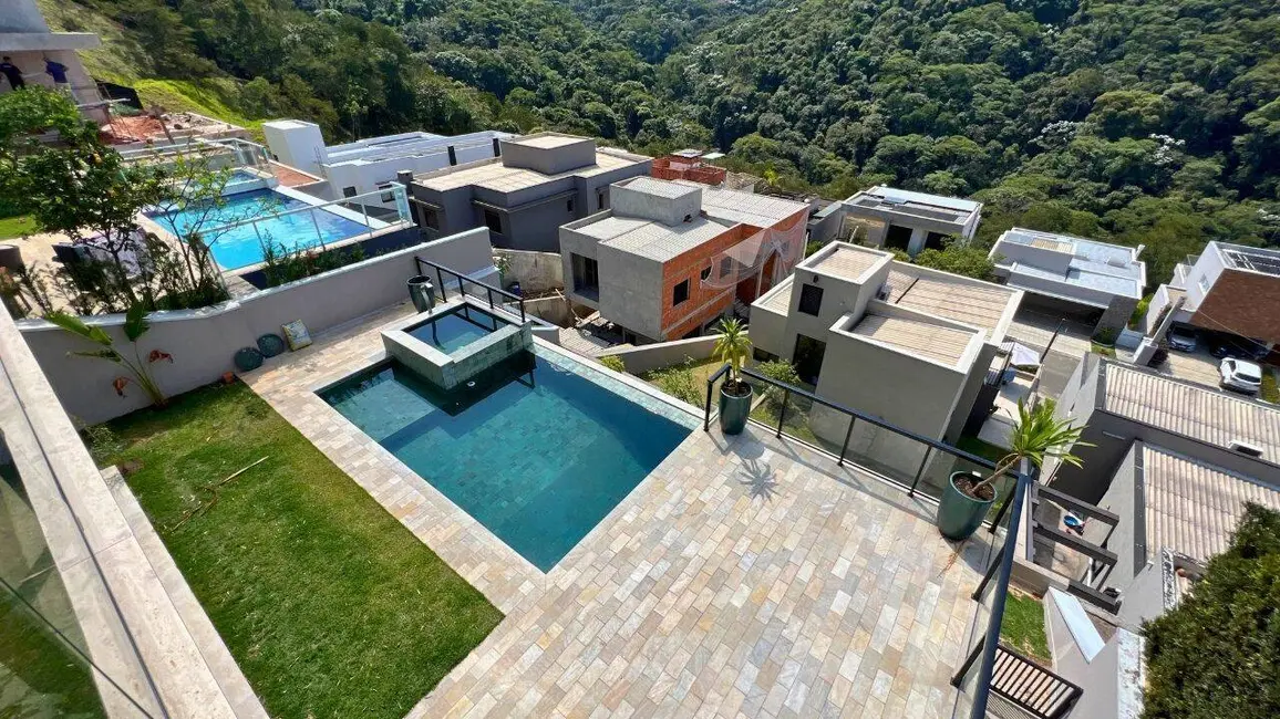 Foto 1 de Casa com 4 quartos para alugar, 439m2 em Tamboré, Santana De Parnaiba - SP